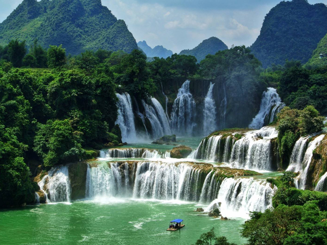 China’s Top Ten Waterfalls