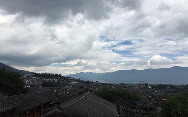 Top 10 Honeymoon Destinations In China-Lijiang Ancient Town Scenic Area