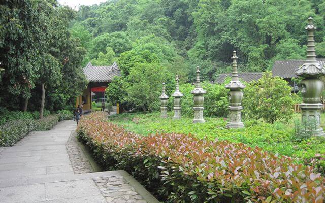 The 10 Most Beautiful Temples In China-Lingyin Temple