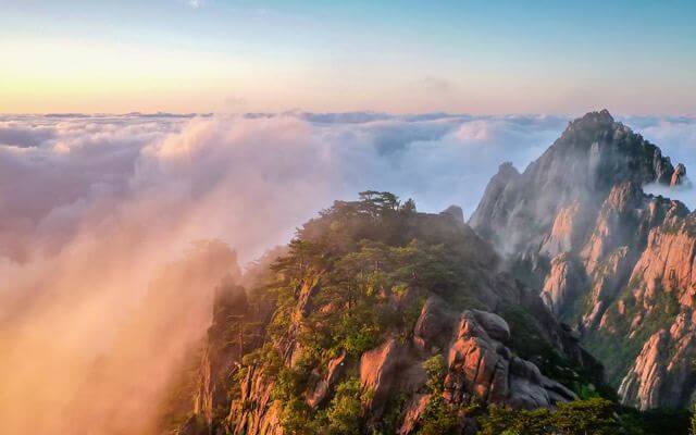 China's Top 10 Peaks For Camping-huangshan