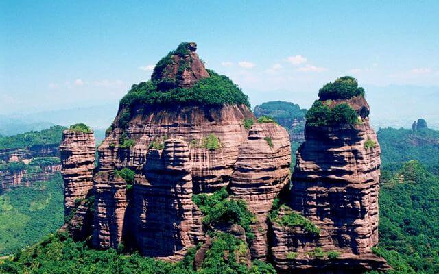 Famous Attractions In Guangdong Province-Danxia Mountain