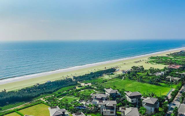 10 Most Beautiful Beaches In China-Yangjiang Shili Yintan