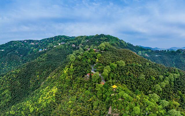 China's Top 10 Summer Tourist Attractions-ogan Mountain