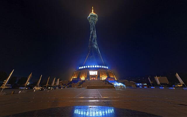 Top 10 Night View TV Towers in China-Central Plains Tower