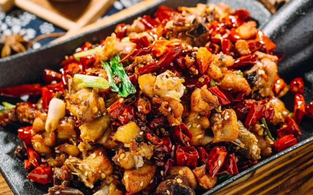 Top 10 Famous Dishes in China-Chicken With Chilies