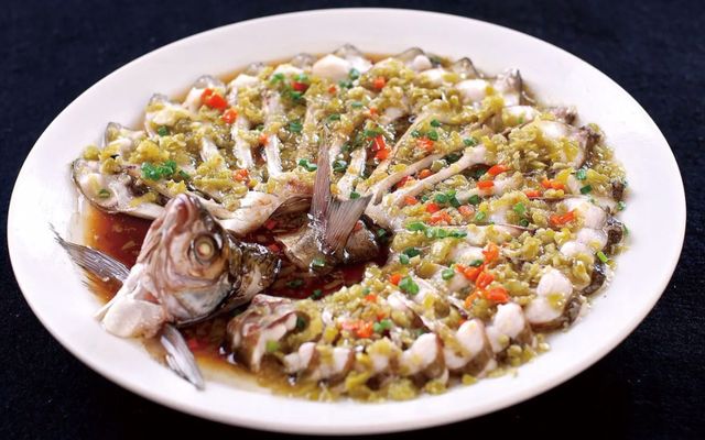 Top 10 Famous Dishes in China-Steamed Wuchang Fish