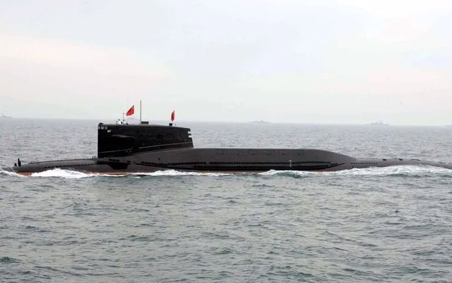 Ranking of China's Most Powerful Nuclear Submarines-The Type 092 Ballistic Missile Submarine