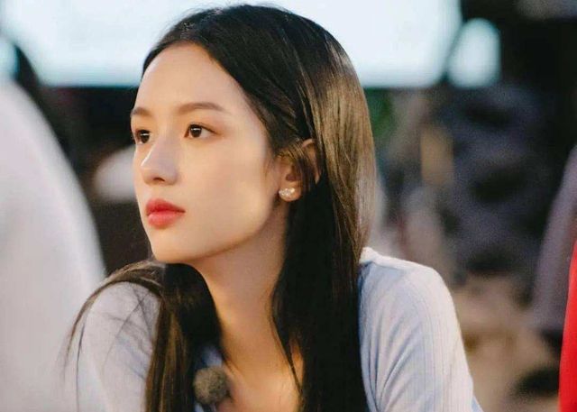 Top 10 Most Beautiful Post-90s Actresses In Mainland China-zhouye