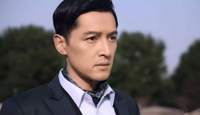 Top 10 Post-80s Male Stars in China-huge