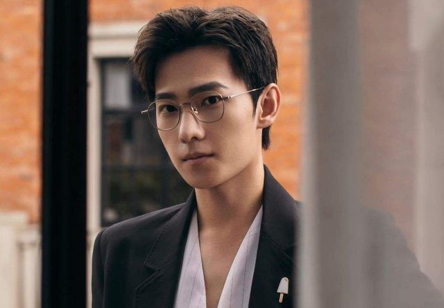 Top 10 Post-90s Actors in China-yangyang