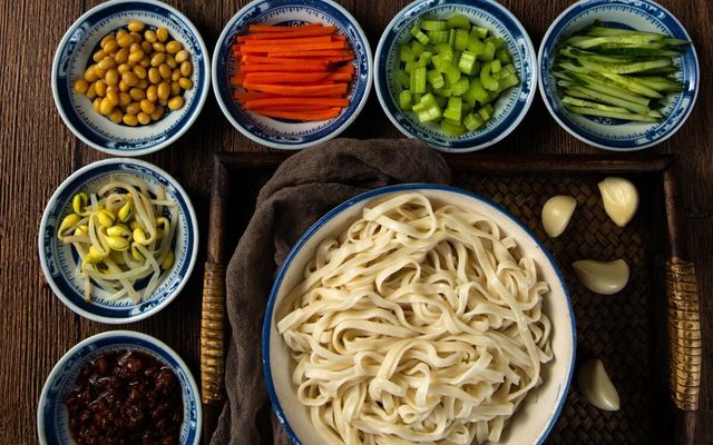 Eight Famous Snacks In Beijing