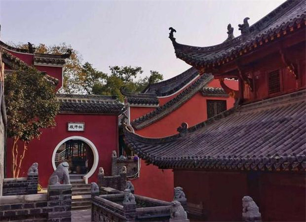 Top 10 Scenic Spots and Historic Sites in Wuhan-6