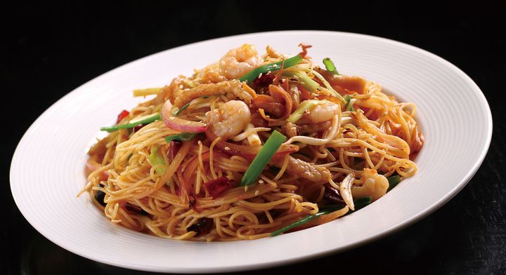 20 Easy Chinese Food Recipes You Can Cook at Home-Fried Noodles