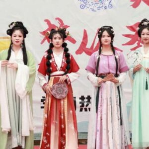 The Splendor of Hanfu: A Glimpse into China's Rich Cultural Heritage