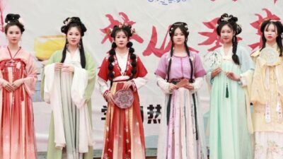The Splendor of Hanfu: A Glimpse into China's Rich Cultural Heritage