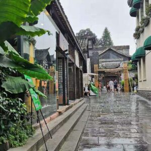 Top 10 Attractions With The Most Delicious Food In China-kuanzhaixiangzi